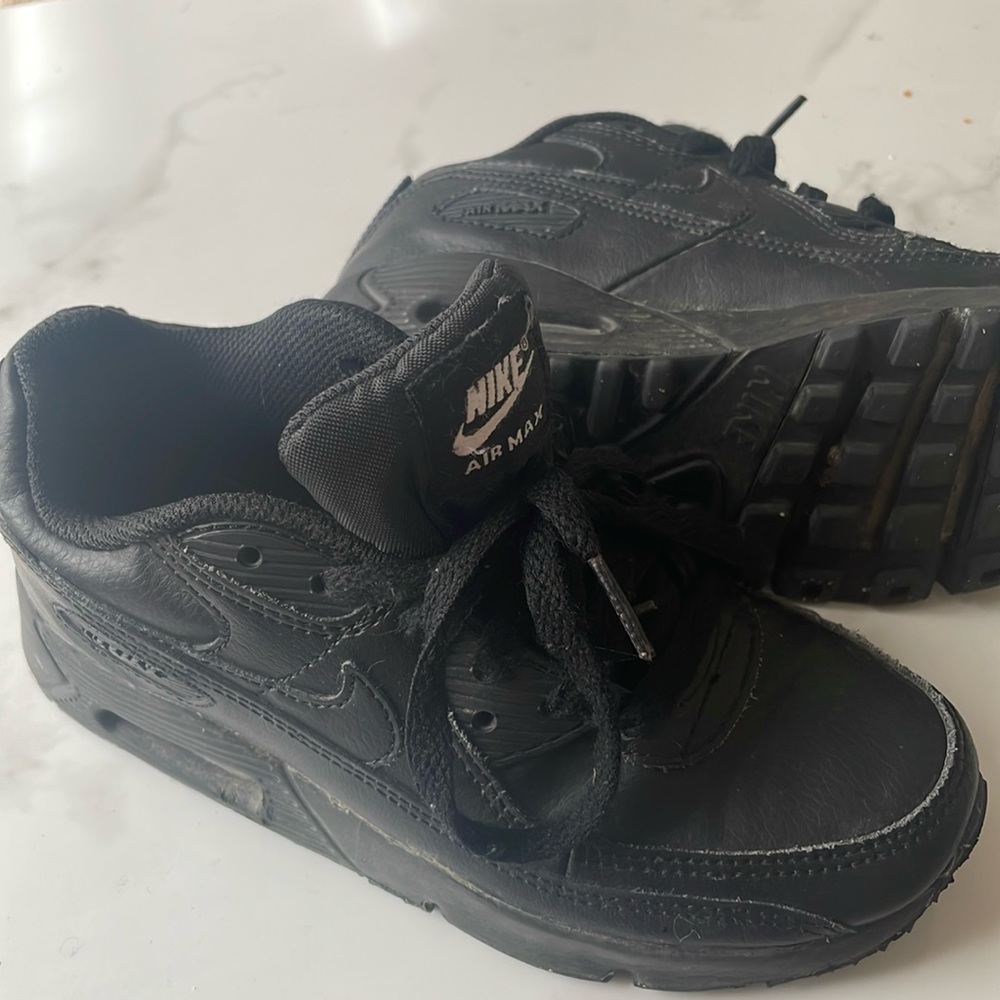 Nike Air Max 90 Black Shoes Sneakers Size 1Y